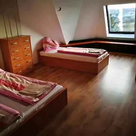 Peregrino Vendeghaz בית הארחה