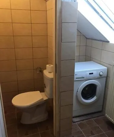 Peregrino Vendeghaz בית הארחה *