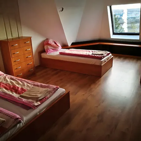 Peregrino Vendeghaz בית הארחה בודארוס